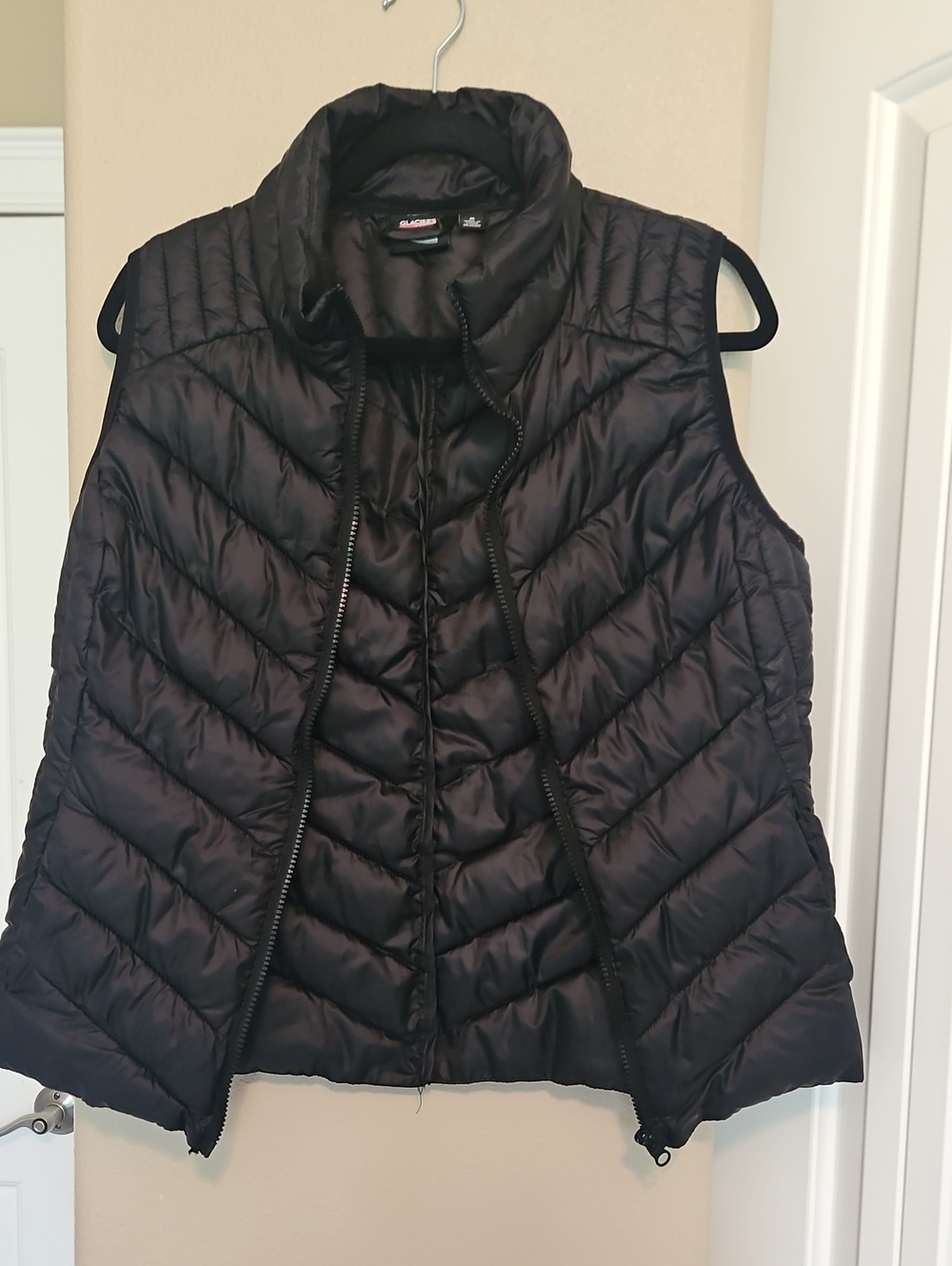Women's Black Quilted Sleeveless Puffer Vest